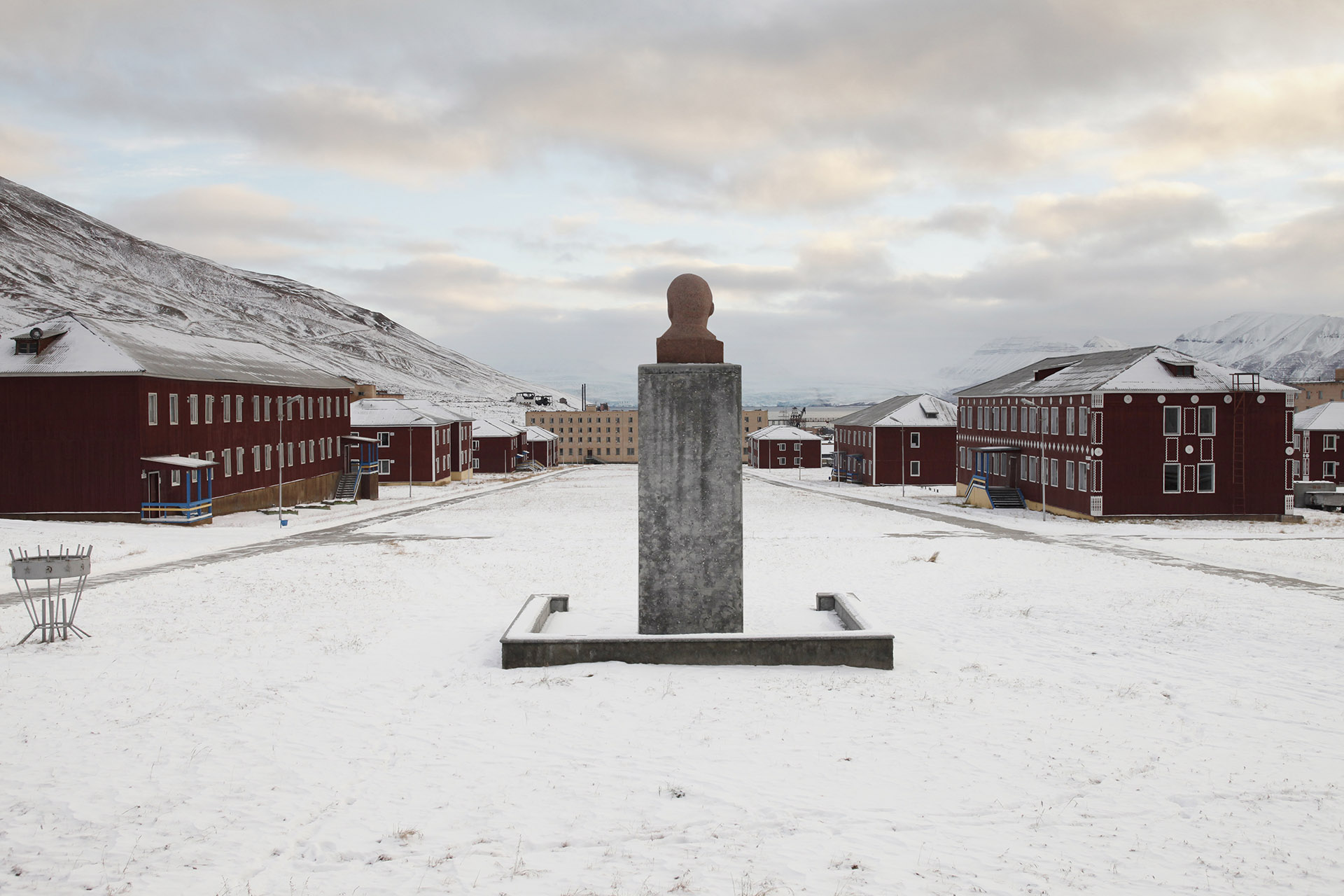 Pyramiden, Spitsbergen, Svalbard<br/>Impresión digital / Inject print