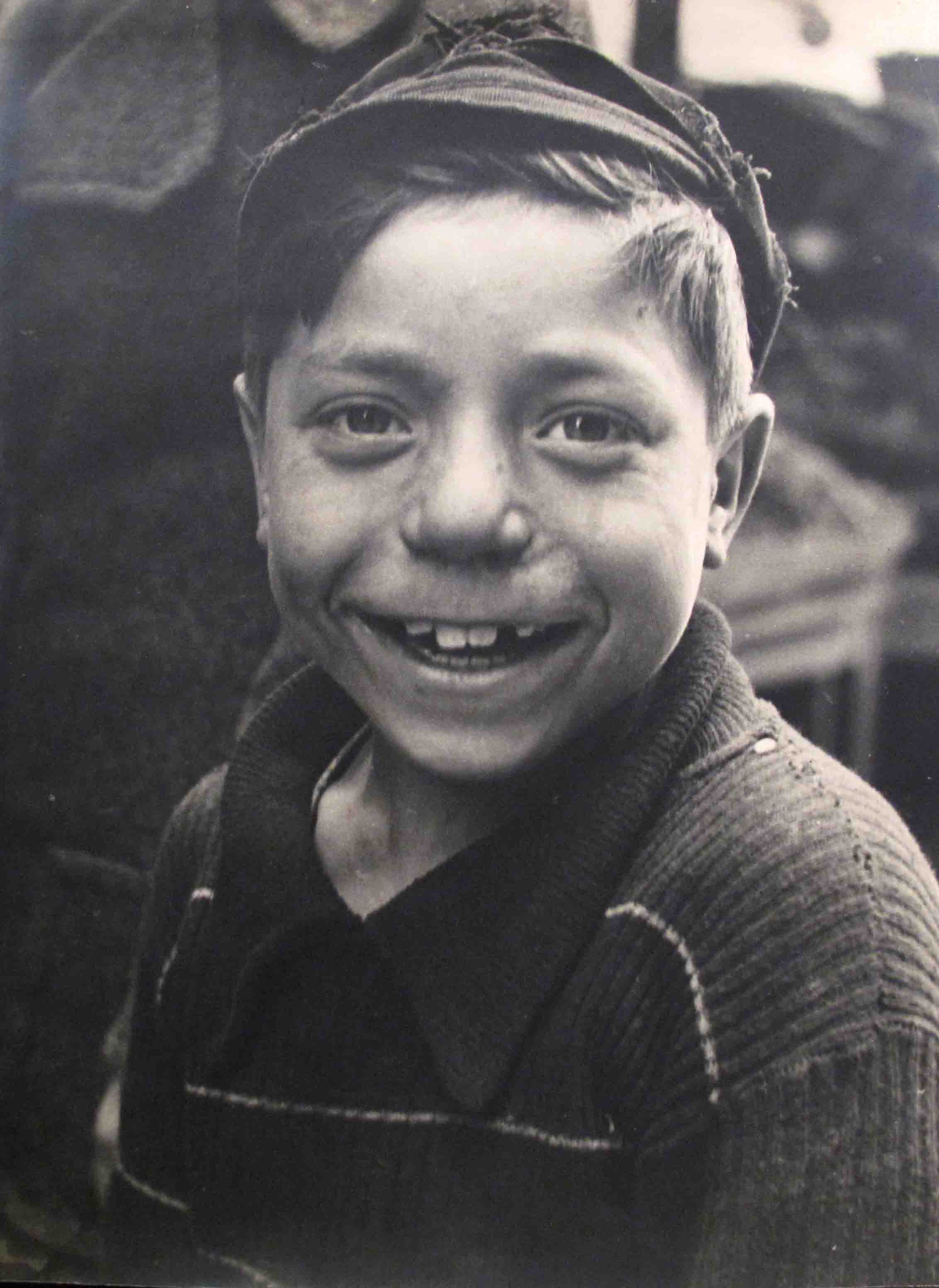 Niño con boina. Francia, 1938<br/>Gelatina de plata / Silver gelatin print
