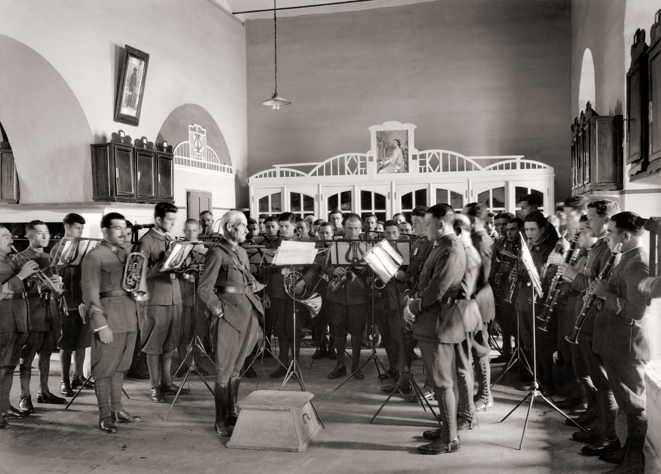 Sala de Música, Cuartel de Regulares González Tablas. Ceuta, 1929<br/>Gelatina de plata / Silver gelatin
